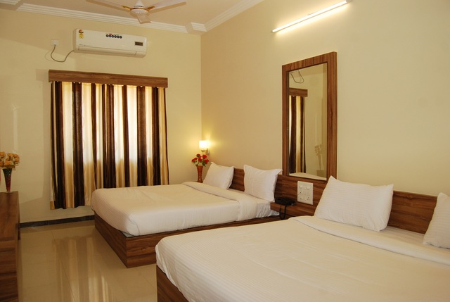 Hotel Sai Empire